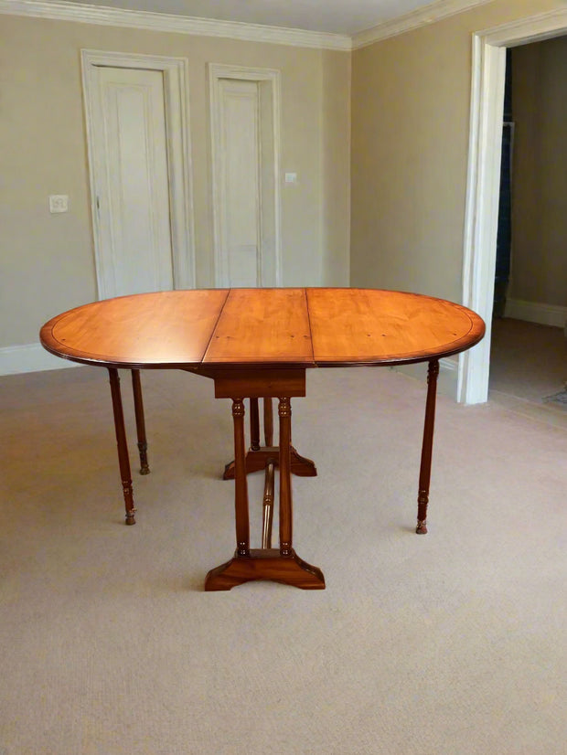 Reproduction Gate leg table (Yew)