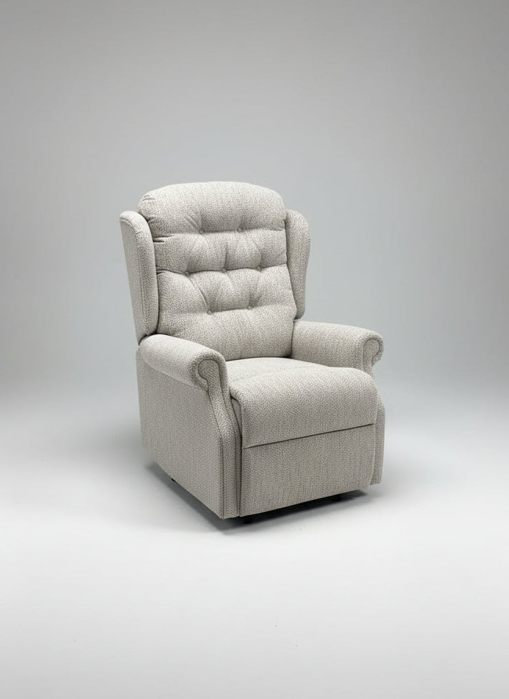 Celebrity Woburn std size Riser Recliner Chair (No VAT) (Black Friday)